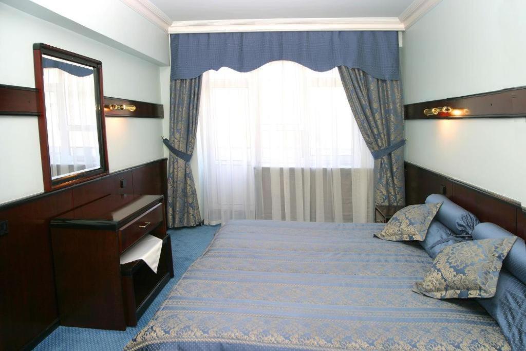 오타르 호텔 알마티 객실 사진
